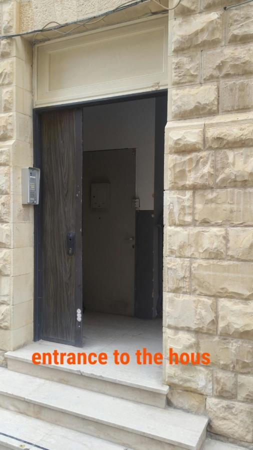 Guesthouse Comfy - Separate Rooms In The Apartment For A Relaxing Holiday Haifa Bagian luar foto